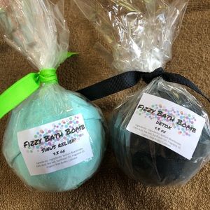 Fizzing Bath Bombs Set of 2